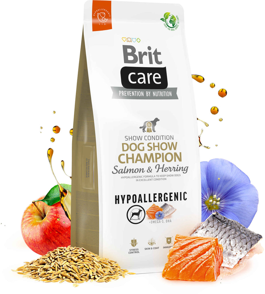 BRIT CARE Hypoallergenic Dog Show Champion, cu Somon si Hering