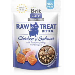 BRIT CARE recompensa pentru pisicute, liofilizata, cu Pui si Somon 40g