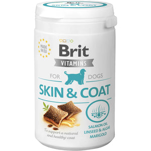 BRIT Vitamins Skin&Coat, recompensa functionala semi-umeda pentru caini 150g