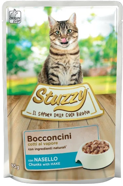 STUZZY Chunks Plic hrana umeda pentru pisici, cu Merluciu 85g